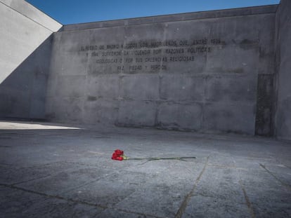 Estado actual del memorial a los fusilados en la Guerra Civil en el cementerio de La Almudena.
 