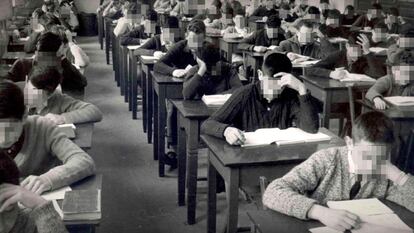 Alumnos del colegio de los jesuitas en Vigo en los años sesenta, en un fotograma de un vídeo conmemorativo del centro. 