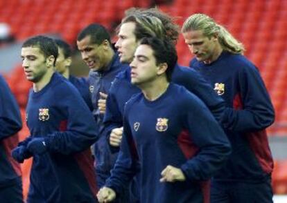 La plantilla del Barcelona en el entrenamiento de ayer.