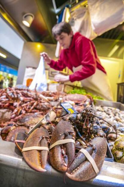 Puesto del mercado de la Ribera, junto al Casco Viejo de Bilbao.