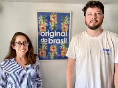 Yasmin Narcizo e o marido, André Vieira, ambos imigrantes brasileiros, na quinta-feira em Lisboa.