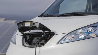 Nissan e-NV200.