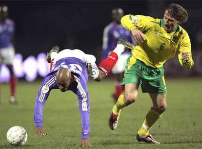 Anelka, durante el partido de ayer ante Lituania.