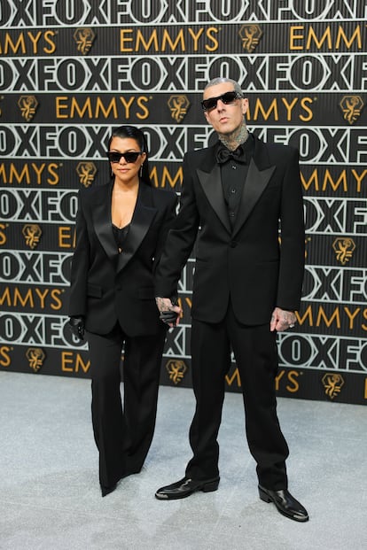 La pareja formada por Kourtney Kardashian y su marido, el músico Travis Barker.