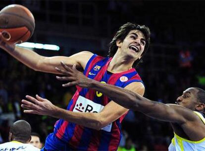 Ricky Rubio, ante el Fenerbahce Ulker.