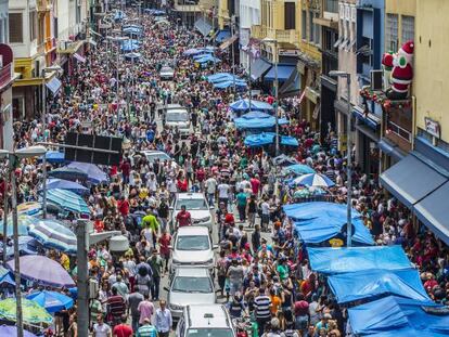 Calle comercial en el centro de S&atilde;o Paulo. 