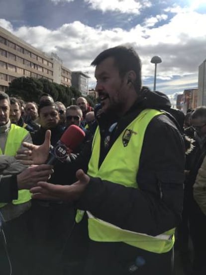 Sal Crespo, spokesman for Plataforma Caracol in Madrid.