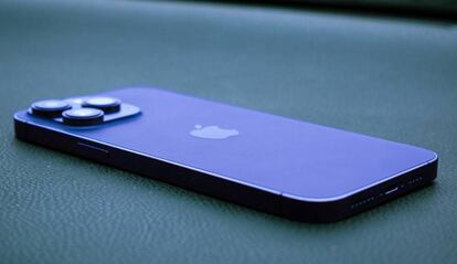 Trasera de un iPhone 14 Pro