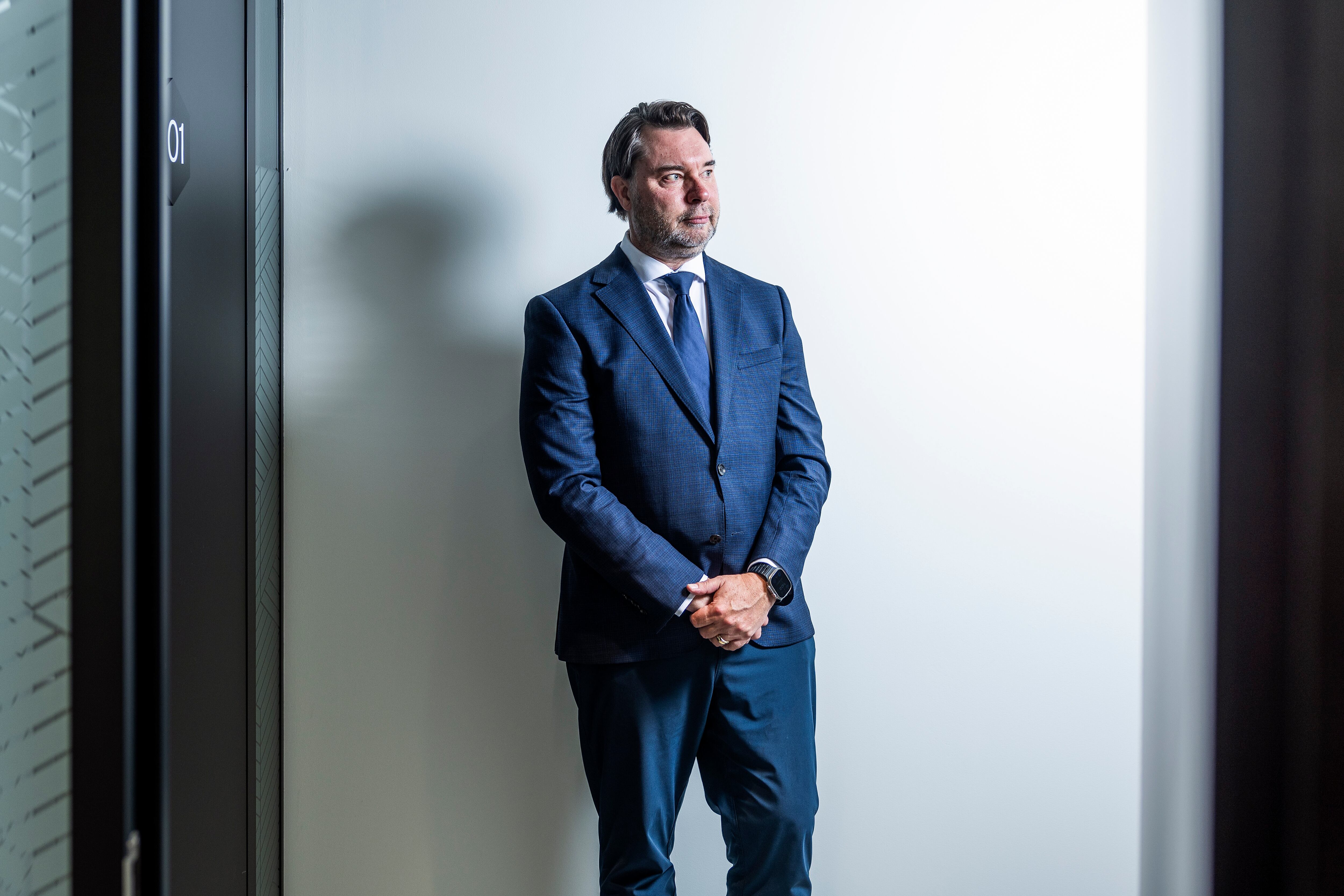 DVD 1291 (05-11-25) Thomas Mucha, experto en geopolítica de Wellington Management, en sus oficinas en Madrid. SAMUEL SÁNCHEZ