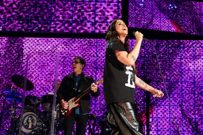 Alanis Morissette, durante un concierto. 