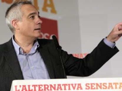 Pere Navarro, durante su intervenci&oacute;n ayer en la reuni&oacute;n del Consell Nacional del partido para aprobar el programa electoral del PSC.