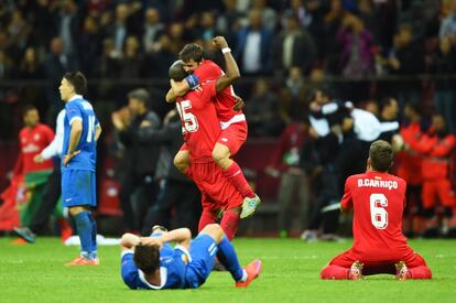 La alegría del Sevilla, tras el pitido final.