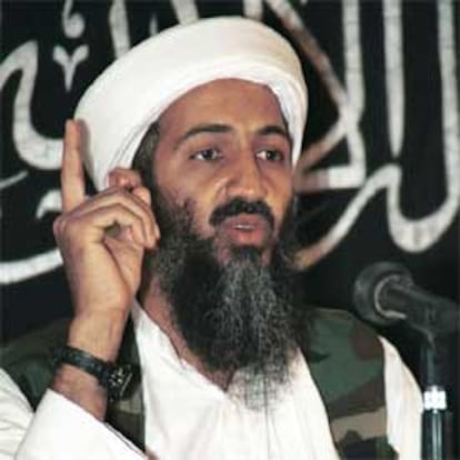 Osama Bin Laden, en una foto tomada en 1998 en Afganistán.