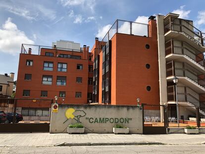 Residencia de mayores de Campodón, en Alcorcón el pasado viernes. F. JAVIER BARROSO