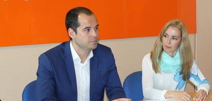 Ignacio Aguado, el pasado viernes en una reunión en Fuenlabrada