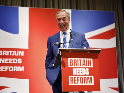 Nigel Farage, nuevo líder de Reform UK, durante una rueda de prensa en Londres para presentar su candidatura, este lunes.