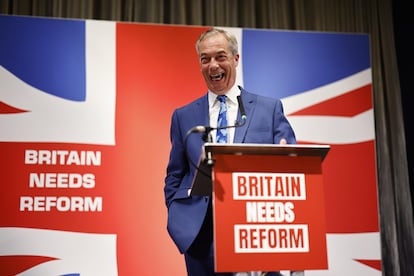 Nigel Farage, nuevo líder de Reform UK, durante una rueda de prensa en Londres para presentar su candidatura, este lunes.