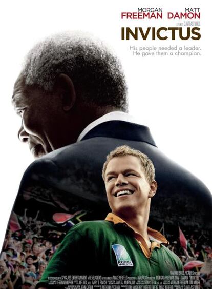 Ya se sabe cómo será el cartel de la nueva película de Clint Eastwood, <i>Invictus</i>. La cinta, basada en el libro del periodista de <i>El País</i> John Carlin, <i>Playing the Enemy: Nelson Mandela and the Game That Changed a Nation</i>, cuenta en su reparto con actores de la talla de  Matt Damon o Morgan Freeman.