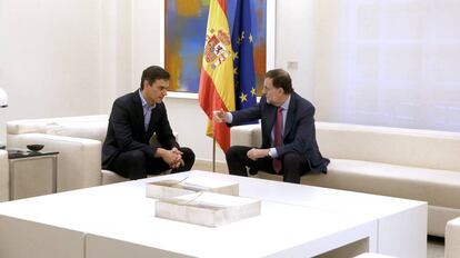 Mariano Rajoy i Pedro Sánchez aquest dijous a la Moncloa.