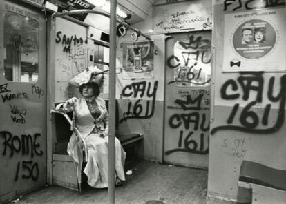 'Editta Sherman on the Subway', una de las fotos de la obra ‘Facades’.