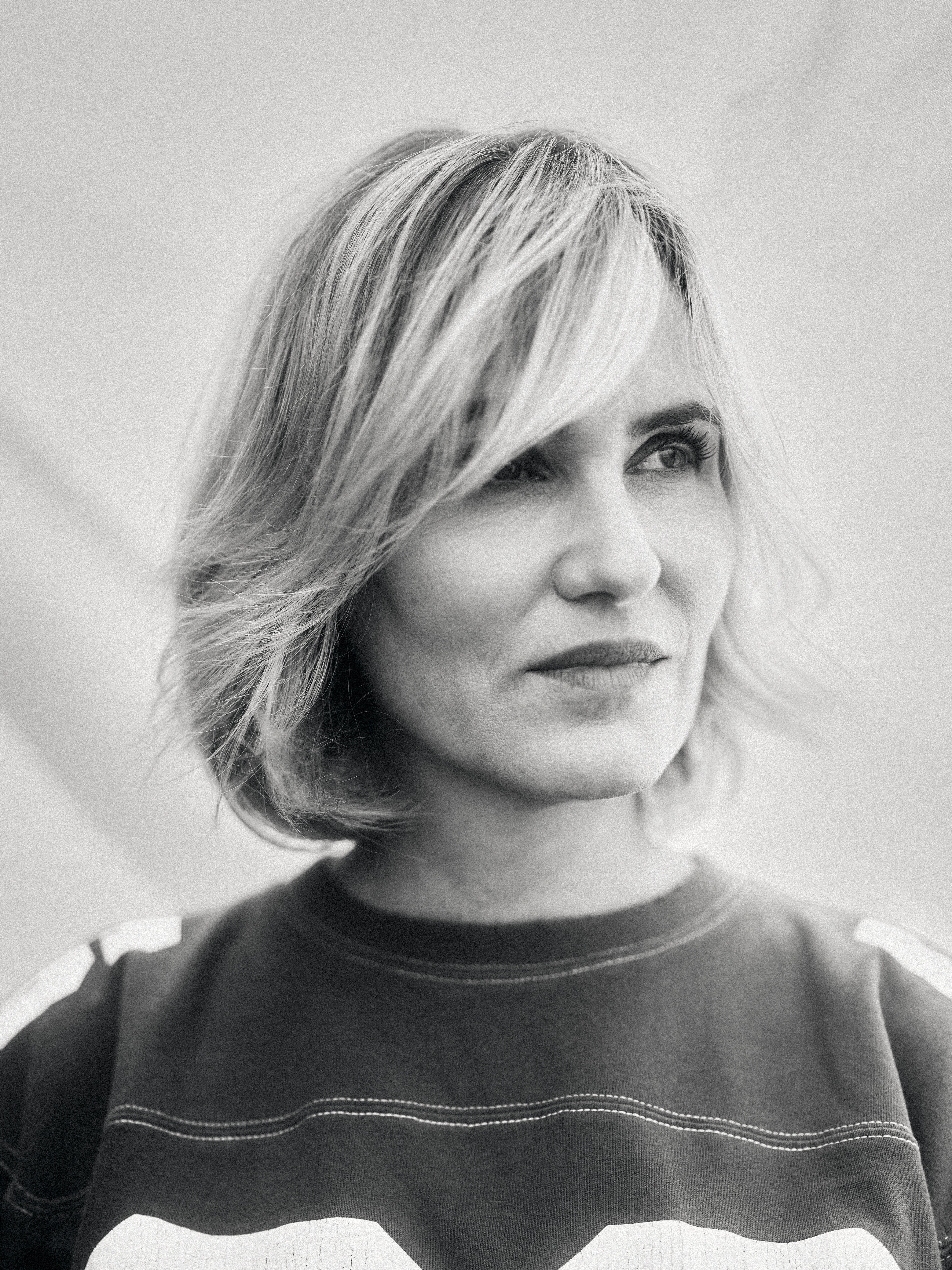 La actriz y directora Judith Godreche, el martes en el Festival de Cannes, donde presentó la adaptación de 'Memoria de chica'.