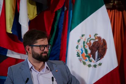 Gabriel Boric durante la conferencia de prensa.