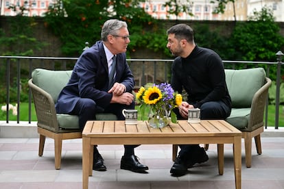 Starmer y Zelenski, en el jardín de Downing Street.