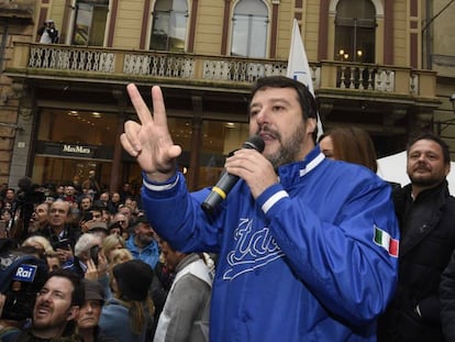 Matteo Salvini, durante ato em Forlì, em 11 de novembro.