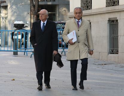 Francisco Gonzalez (izquierda), expresidente del BBVA, en una imagen de archivo.