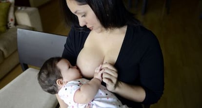 Als tres mesos el 52% de les mares alimenten els fills només amb el pit.