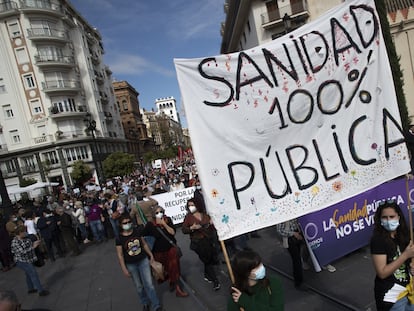 Manifestación en Sevilla por la sanidad pública andaluza.