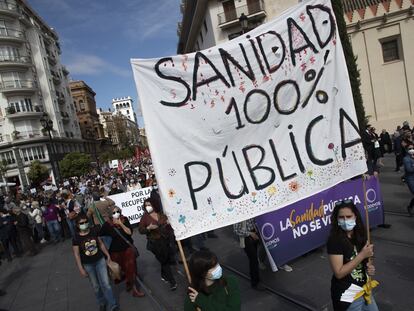Manifestación en Sevilla por la sanidad pública en febrero.