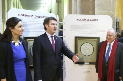 Feij&oacute;o junto al presidente de la RAG en el Parlamento 