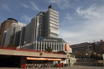 Sede de Ahorro Corporaci&oacute;n en el Paseo de la Castellana de Madrid.