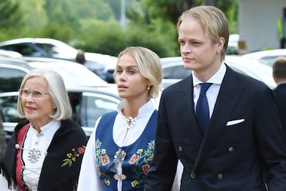 Marius Borg en la confirmación de su hermano Sverre Magnus, en 2020.