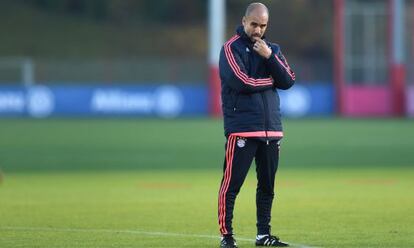 Guardiola durante treino em 3 de novembro.