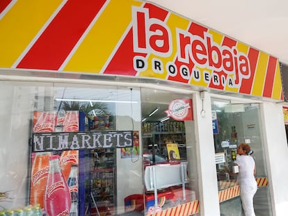Colombia, Cartagena, La Rebaja Drogueria, discount pharmacy. (Photo by Jeffrey Greenberg/Universal Images Group via Getty Images)