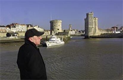 El pensador francés Paul Virilio, en La Rochelle.
Imagen del vídeo 'Cityscape Fireworks', del artista Cai Guo Quiang.