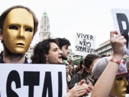 El movimiento Que le den a la troika se manifiesta en Oporto el pasado marzo.