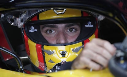 Carlos Sainz en el circuito de Paul Ricard.