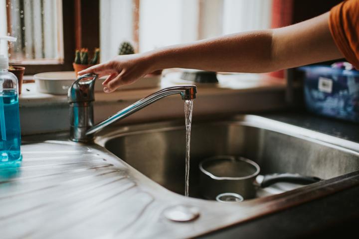 Cien municipios catalanes gastan más agua de lo que permite el plan de sequía