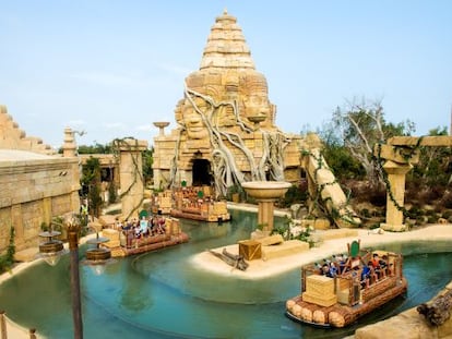 Réplica de los templos de Angkor (Camboya) en 'Aventura en el reino perdido', la nueva atracción de Port Aventura.