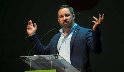 El presidente de Vox, Santiago Abascal, durante su participación en un acto del partido, este jueves en Santander.