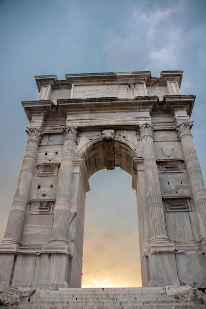 El arco de Trajano en Ancona (Italia).