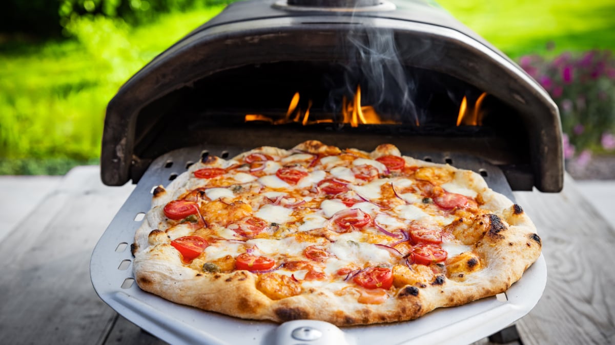 Prepara las pizzas más jugosas del verano con los hornos de exterior mejor valorados en Amazon.
