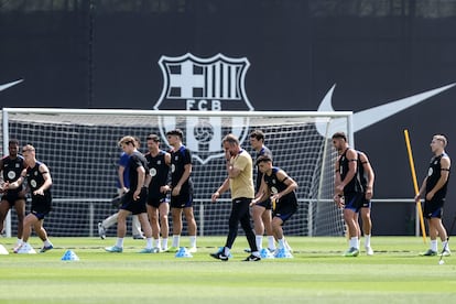 Hansi Flick y jugadores del FC Barcelona