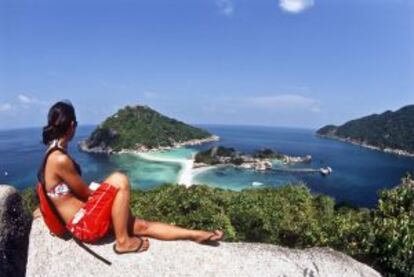 Vista de los tres islotes de Ko Nang Yuan, en Ko Tao, en Tailandia.