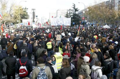 Imagen general de los asistentes al encuentro de las familias cristianas convocado hoy en Madrid por el arzobispo y cardenal Rouco