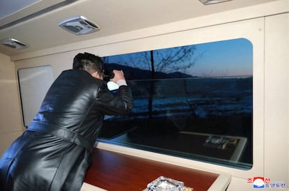 North Korean leader Kim Jong Un oversees the launch of a hypersonic missile on January 12, 2022. It was the second such test in less than a week. Before the end of the month, P4x took down the internet in the country.