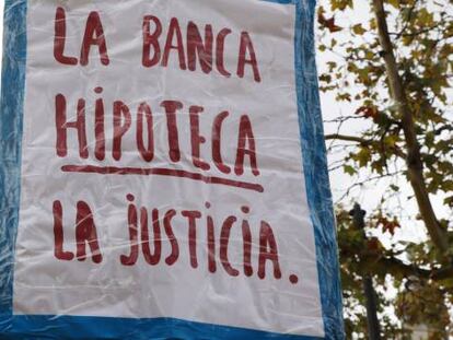 Protestas frente al Tribunal Supremo.